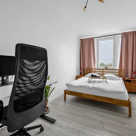 Apartman Stadium - 7th Floor, Balcony - By Rentujemy *